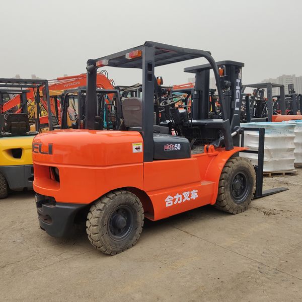 3ton HELI Second Hand Electric Forklift Original Color and Rated Lifting Capacity 5Tons