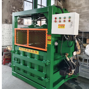 Light Weight Hydraulic Plastic Baling Machine 220V Single Phase For Waste Paper Pressing