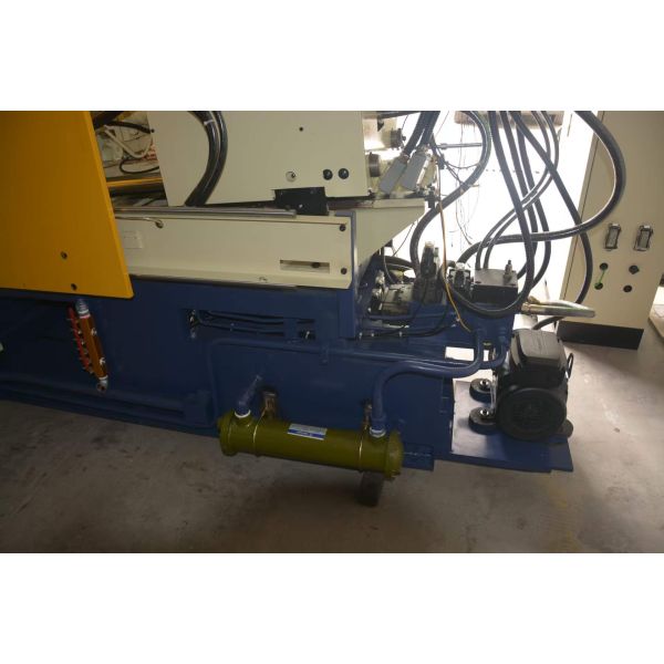88 Ton Hot Chamber Diecast Machine For Reducer Cover Custom Specification