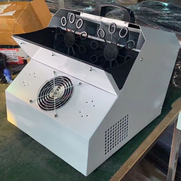 Máquina de bolhas segura para parque temático Distância 10m Reunião Hall Bar Café Event Palace