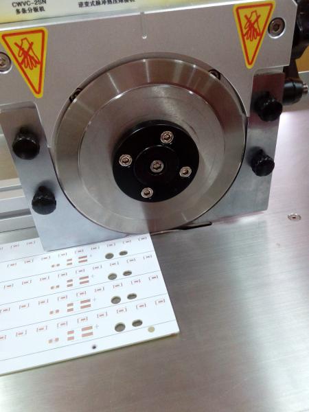 PWB Depanelizer da Pre-contagem do separador do sulco MCPCB de V para Led que ilumina a fábrica