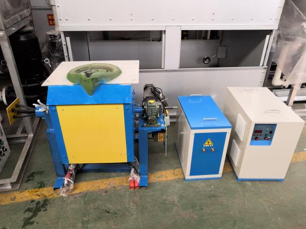 Four à induction 35KW 30Kg pour la fusion de la fonte, de l'acier inoxydable, machine à fondre les métaux, four de fusion de ferraille