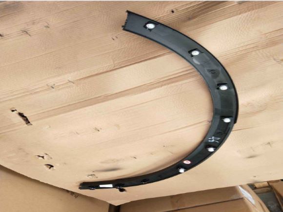 Aftermarket Geely Binyue'S Auto Car Body Parts Black Plastic Eyebrow Decorative Board