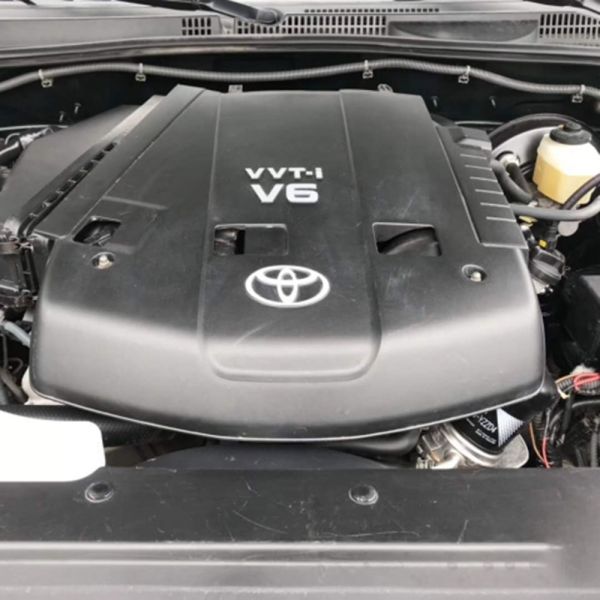 2010 Year TOYOTA Second Hand SUV Cars 80000km Mileage LHD Steering