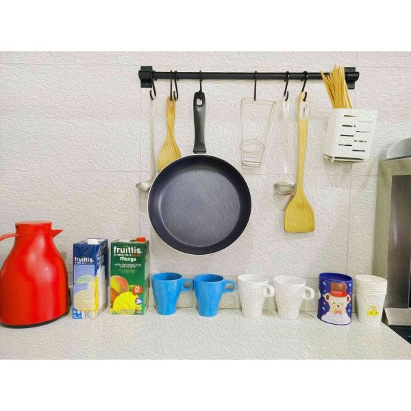 Spanish Style Nonstick Frying Pan Carbon Steel Cooking Pan With Bakelite Handle