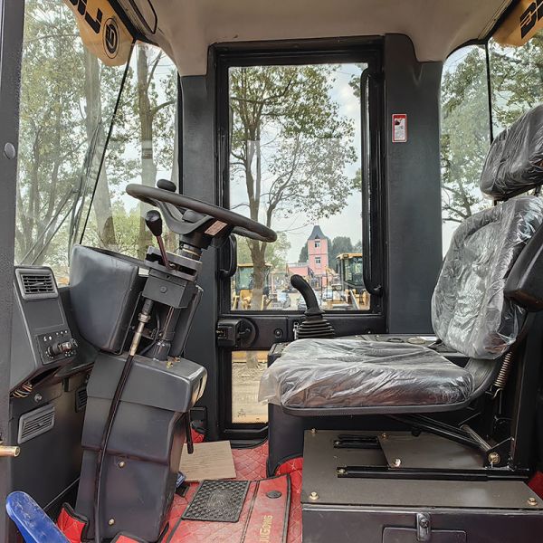 17 Ton Used Loader Liugong 856 160kw Rated Power 3m3 Bucket Capacity High Efficiency