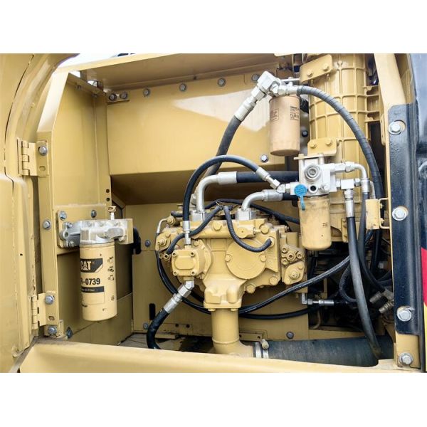 CAT 320 Excavator Used Japan Cat 320gc 320d2 320dl 320c 320cl 320d Hydraulic Cylinder