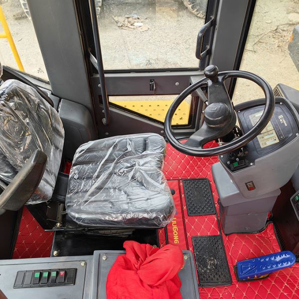 LiuGong 856 Used Loader 160KW 3m3 Bucket Capacity 16.9 Tonnage