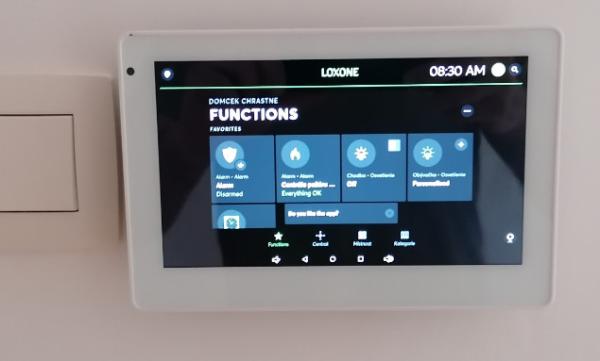 Different Options Industrial Tablet PC 7 Inch Wall Mounted Android Based Touch Display Interface