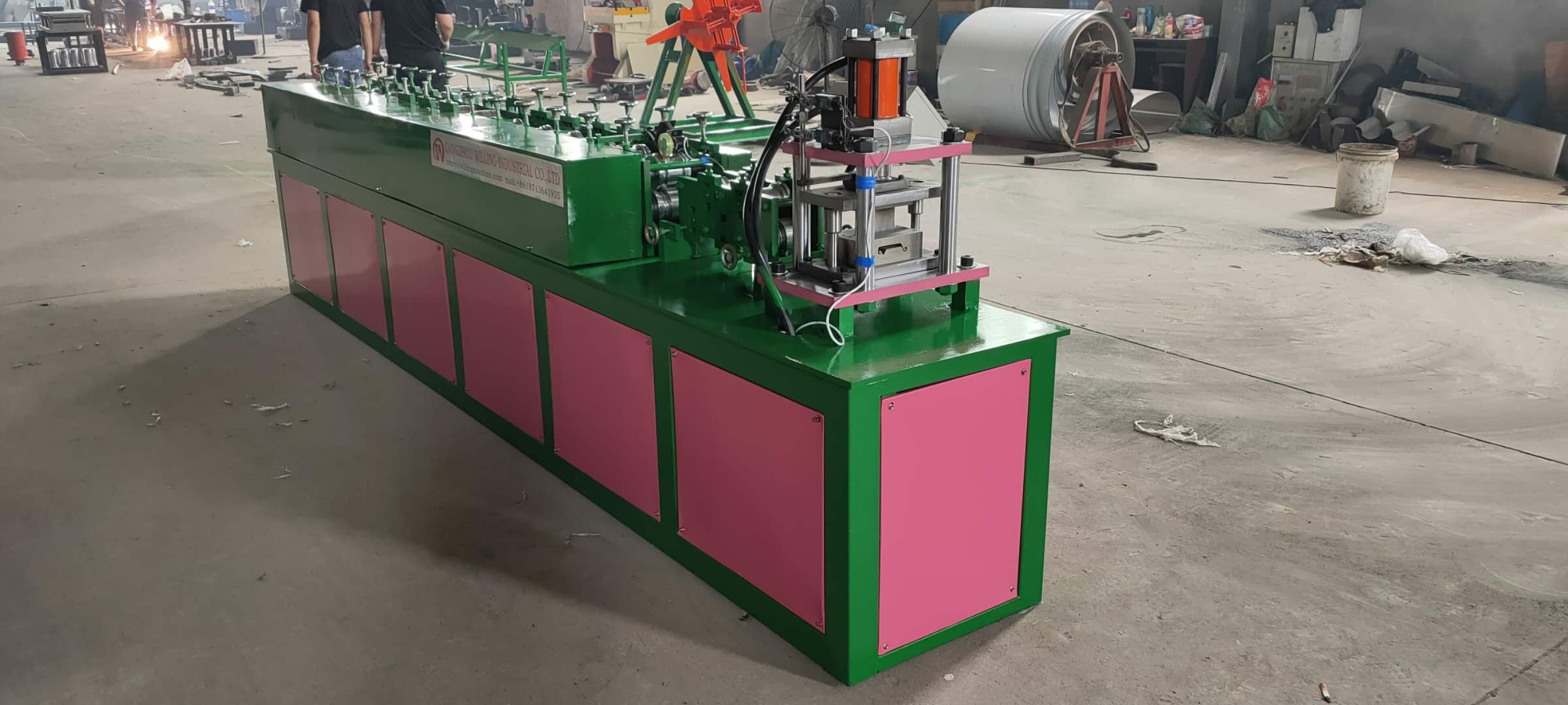 Предкрылки двери шторки завальцовки скорости 20-30m/Min металла свертывают формирующ машину