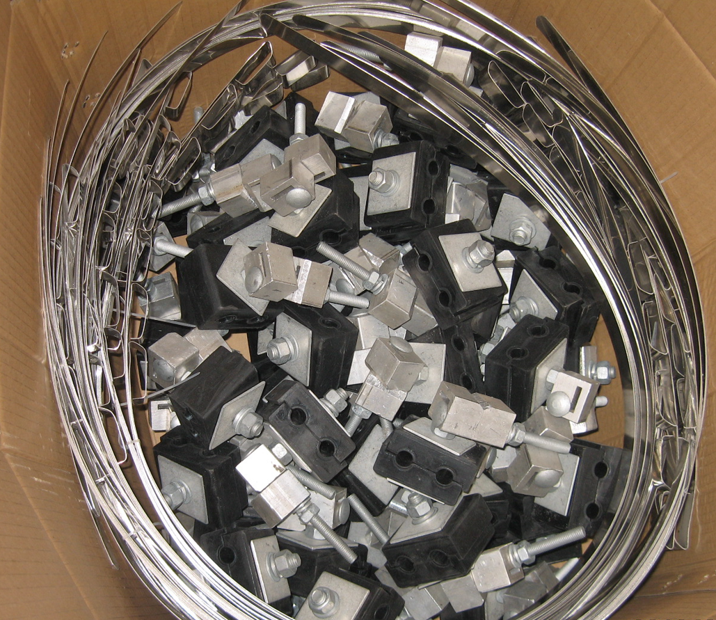 Tower Fiber Optic Cable Down Lead Clamp For OPGW