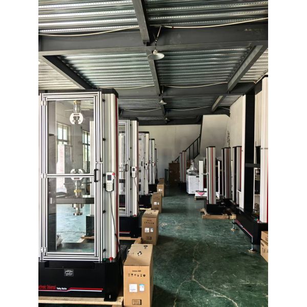 UTM Large Size Materials Testing Equipment Computerized Tensile Testing Machine 800mm