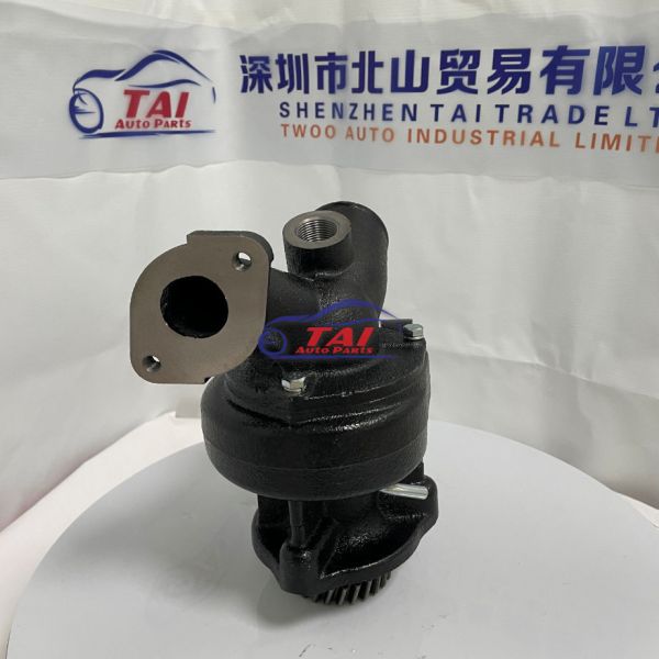 Водяная помпа 21010-96211 машинных частей 21010-96266 PF6T PF6 Nissan