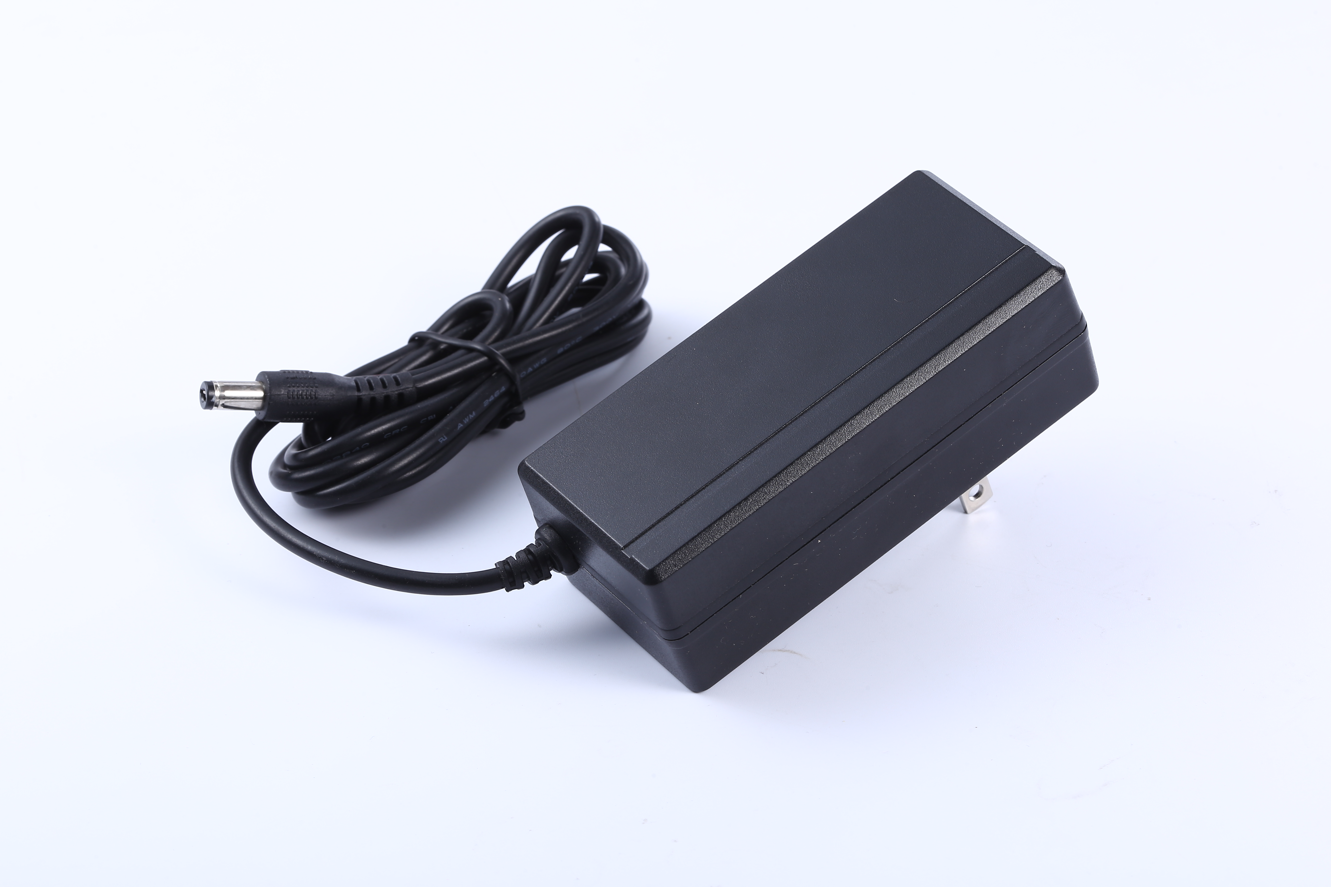 электропитание IEC62368 IEC60335 IEC61558 DC AC 12V 4A 15V 3A 24V 2A 9V 5A