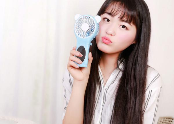Foldable Mirror Small Battery Operated Fan Strong Cool Wind No Noise KC Battery