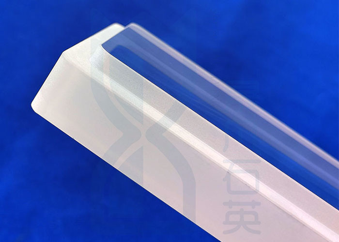 Изготовленное на заказ замороженное листовое стекл кварца 2.2g/Cm3 квадрата большое