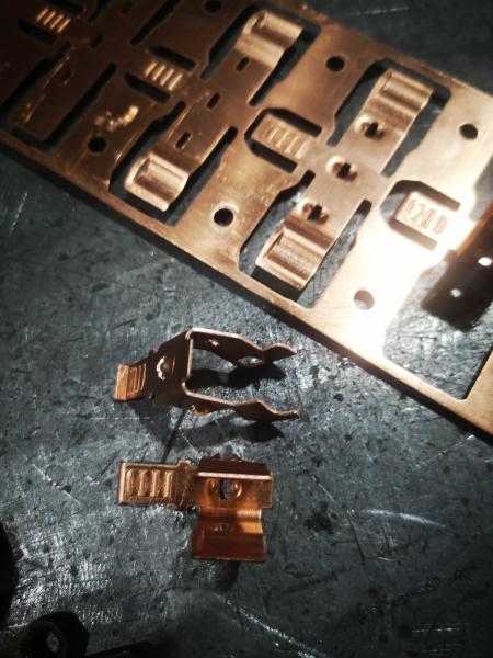 High-Precision Phosphor Bronze Electrical Contact Terminal – Progressive Die Stamped, Anti-Fatigue, Excellent Conductivity for Connectors & Switches