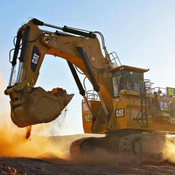 Wholesale High-Quality DFAC Brand Excavator Camera with Standard Size and 1 Year Warranty for 320GC 320GX 323GC 323GX 326GC 336GC