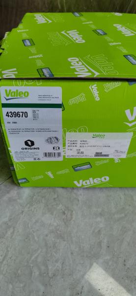 Sistemas elétricos de automóveis 439670 Alternador de automóveis da Polónia importado 230 Ann 6pk Polia 12317807187 1231780808075 Para BMW X5 E70 X6 E71