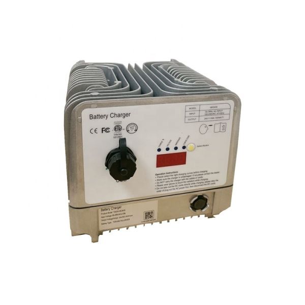 QE2430 Scissor Lift Charger 720W 220V AC With Robust Construction