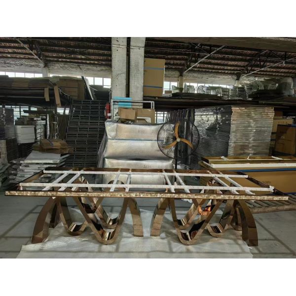 Роскошный индивидуальный столик из нержавеющей стали Пьедестал фальшивый мраморный обеденный стол для домашнего и коммерческого использования