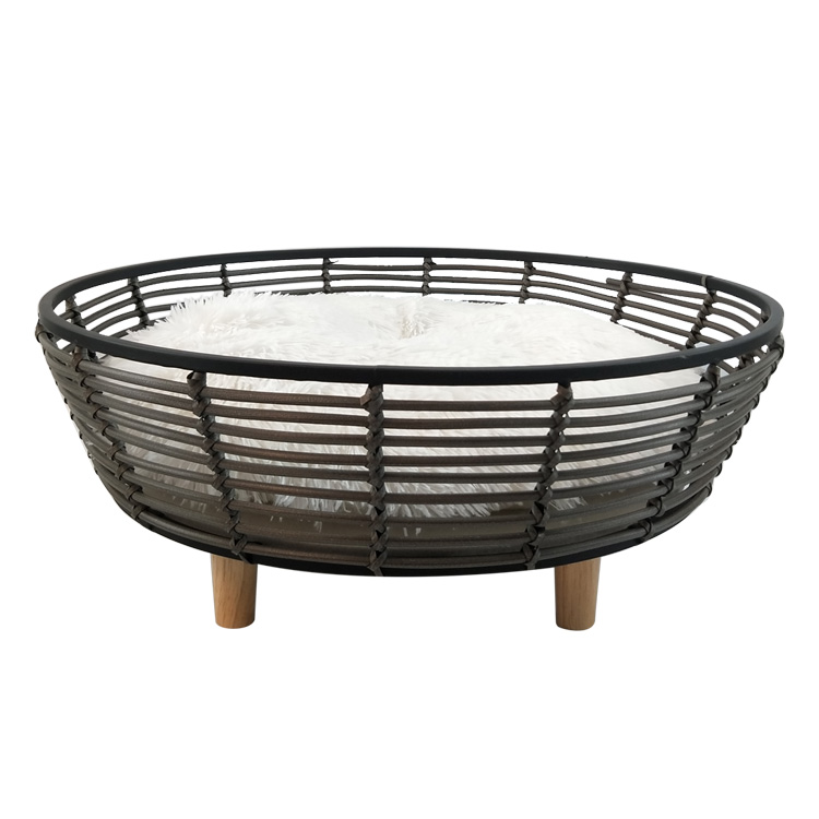 Home Classic Fashion Modern Wicker Rattan Dog Bed Oval Shape Portable All-Season Outdoor Furniture Carton