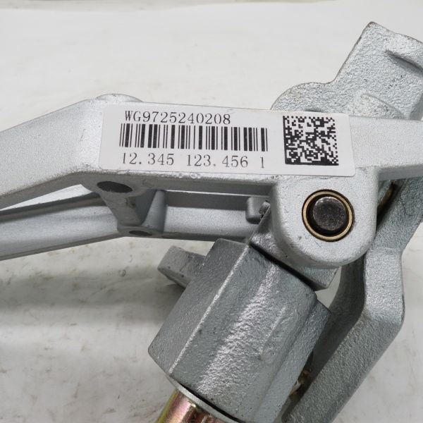 Quality Sinotruk Howo Truck Cab Parts WG9725240208 Gear Shift and select mechanism ass.