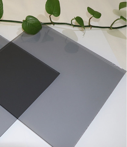 Tamaño / espesor personalizado Vidrio tintado para ventanas / puertas de edificios modernos