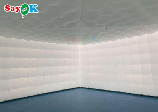 Tenda de ar inflável branca móvel 8x8x4m para festas felizes