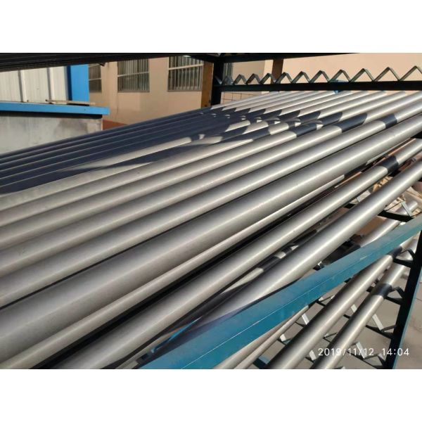 Température d'action en céramique réfractaire de tube de carbure de silicium de