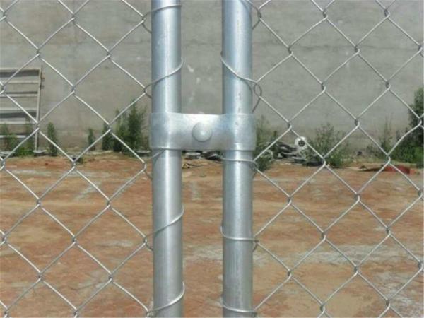 chain link temporary construction fence panels 6FT X 10F Mesh 2 3/8  x 2 3/8 ( 60mm x 60mm ) x 12 gauge wire