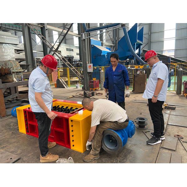 Precio de fábrica Triturador de plástico de doble eje para residuos de plástico planta de reciclaje Triturador de bloques de plástico