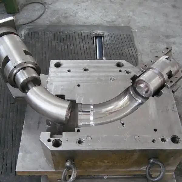 Custom Made High Precision 3D Design Plastic Injection Mold for Small Electronic Parts