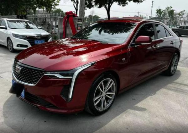 2021 Cadillac usado de ct4 Sedan Gás gasolina 2.0T 237PS L4 174kW/350Nm R18 Modelo de luxo LHD carro usado para venda