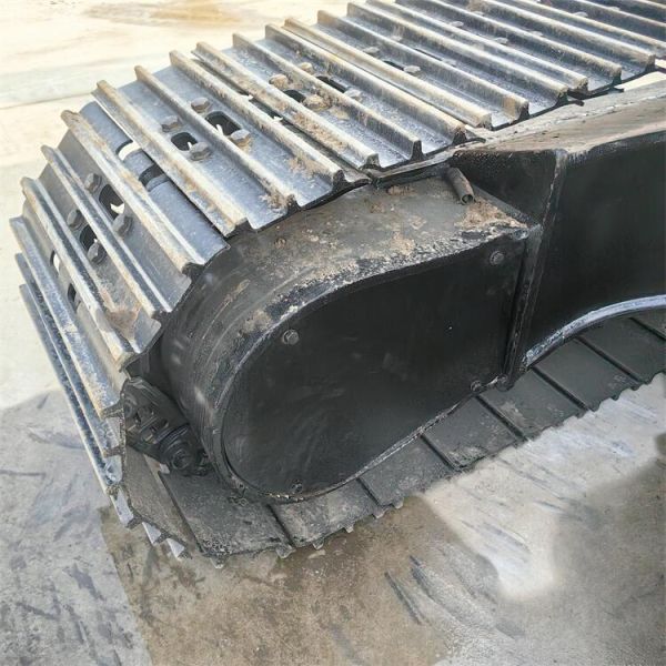 Excavatrice active Sany SY215 dans la machine à soupape hydraulique originale Poids 21000 KG