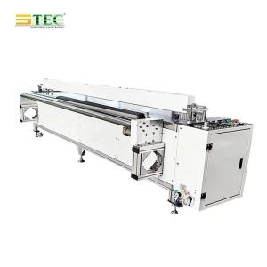 roller blind/zebra blind fabric cutting machine Description : This machine is used to produce fabric roller blind with process of cutting roller blind fabric pneumatically