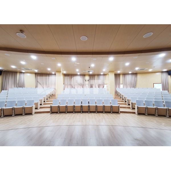 Аудитория складчатости ткани полиэстера предводительствует с записью планшета