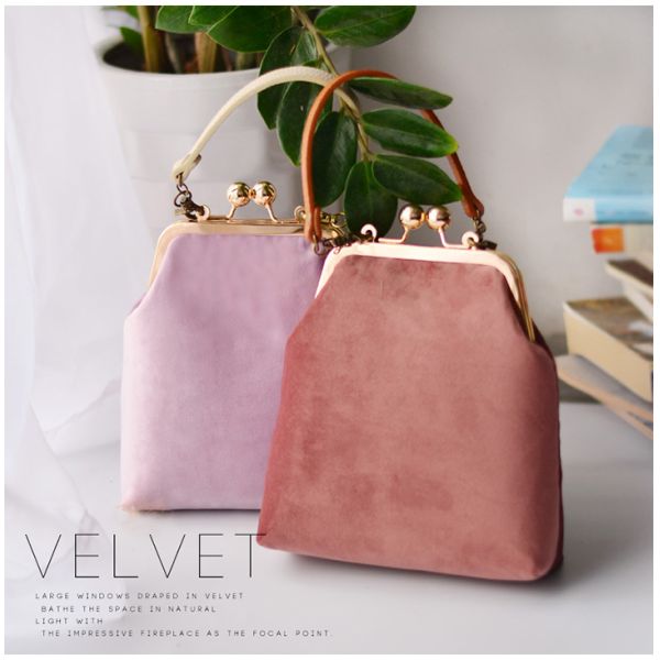 Coin Purse Kiss-lock Buckle Vintage Clutch Cosmetic Bags for Women and Girl