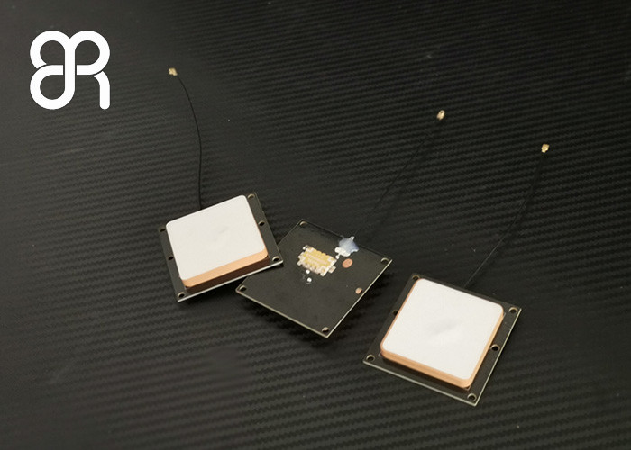 Небольшая круговая поляризация 2dBic RFID UHF Читатель Антенна UHF Керамическая RFID антенна