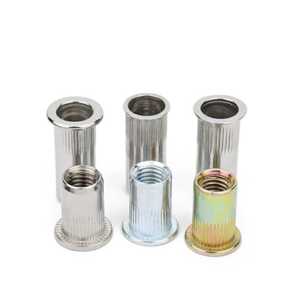 Aço/SUS304 Aço carbono Branco/amarelo revestido de zinco galvanizado, cabeça plana, nozes de gabarito