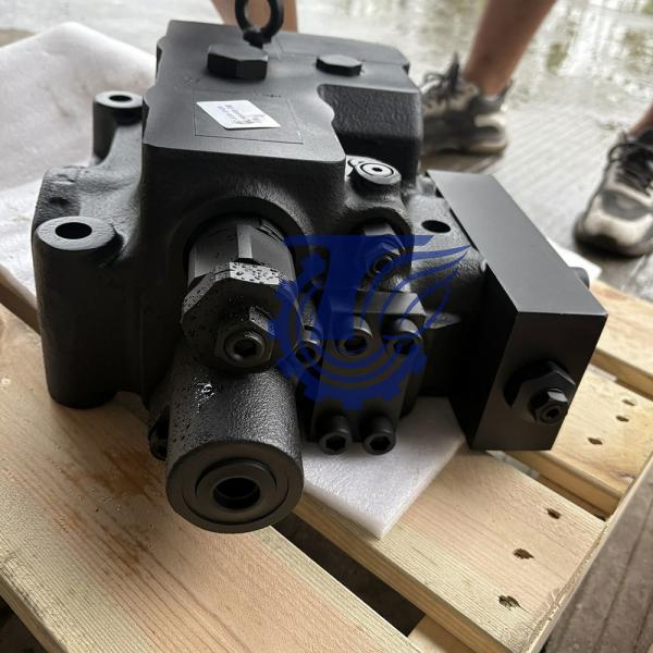 709-12-13501 709-12-13500 709-13-12200 Assy de soupape de commande hydraulique pour Komatsu WA600-3 Pièces de la soupape principale hydraulique