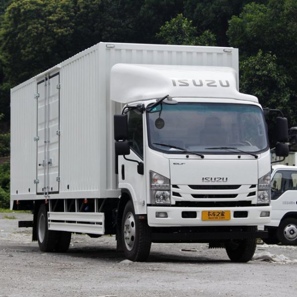 Suministro de la fábrica 4X2 ISUZU 131HP camión furgonetas camiones de carga furgoneta