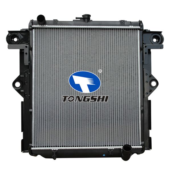 Heat Dissipation Car Engine Radiator Land Cruiser MT Toyota Car Radiator