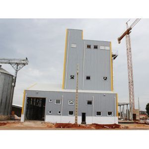 C.Z Shape Steel Structural Workshop , Heavy Steel Beam Metal Buildings