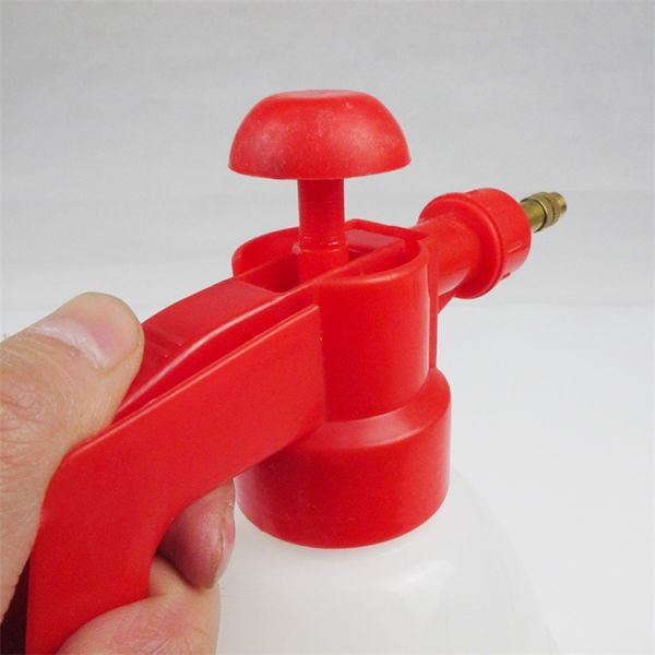 1L cheap water bottle sprayer pressurized