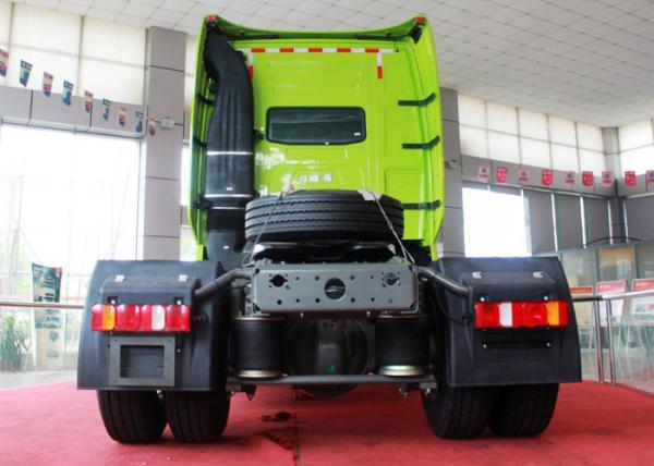 Caminhão SINOTRUK HOWO LHD 4X2 Euro2 371HP ZZ4187S3511W do trator