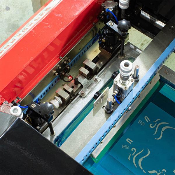 Textile T Shirt Automatic Flat Screen Printing Machine Shoes Package 1.3KW