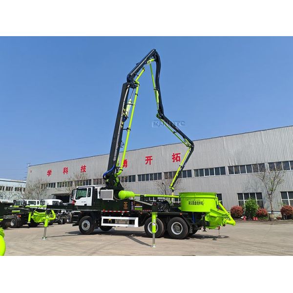 Sinotruk pesado 47m 6X4 montaje de la bomba de hormigón camión con mezclador de disco hidráulico