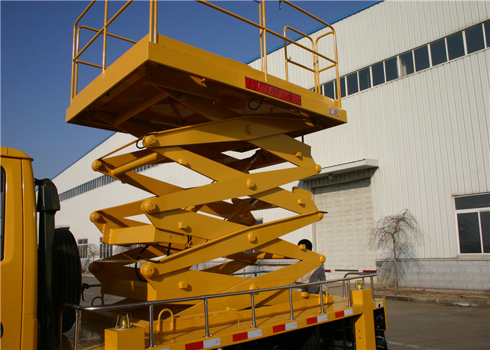 Мобильная воздушная тележка платформы рабочей платформы ИСУЗУ НКР77ЛЛПАКДЖАИ