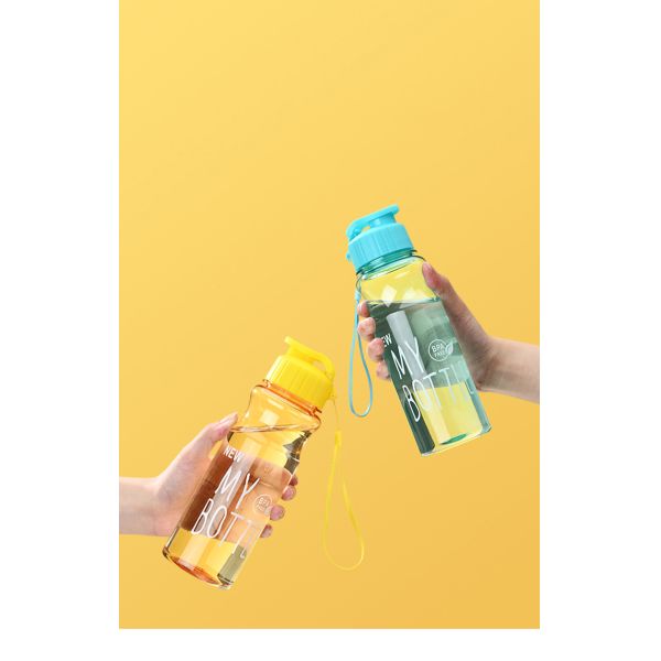 Custom 500ML PET BPA Free Personal Cup Sport Plastic Drinking Water Bottles With Strap Multi Colors